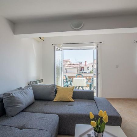 Apartment Lavanda Premantura Buitenkant foto