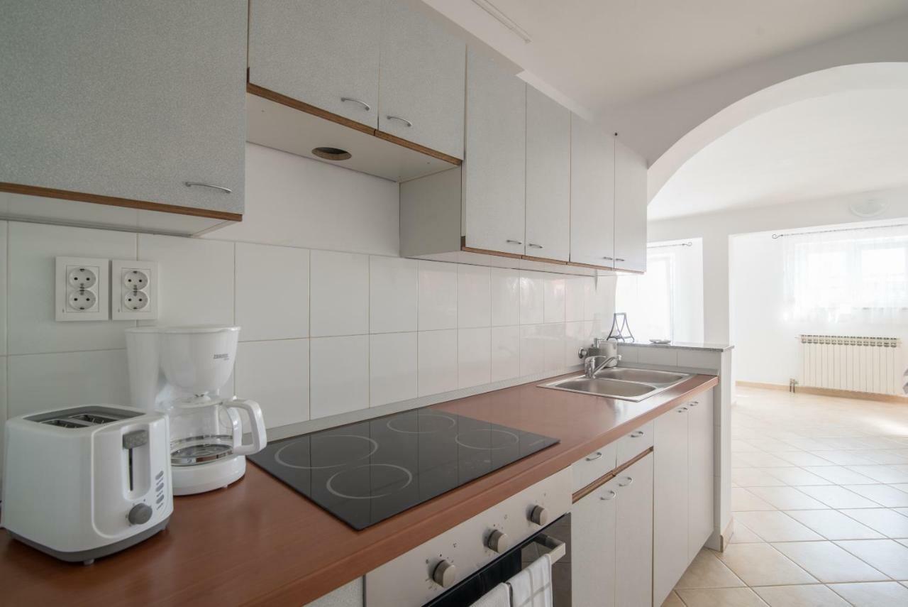 Apartment Lavanda Premantura Buitenkant foto